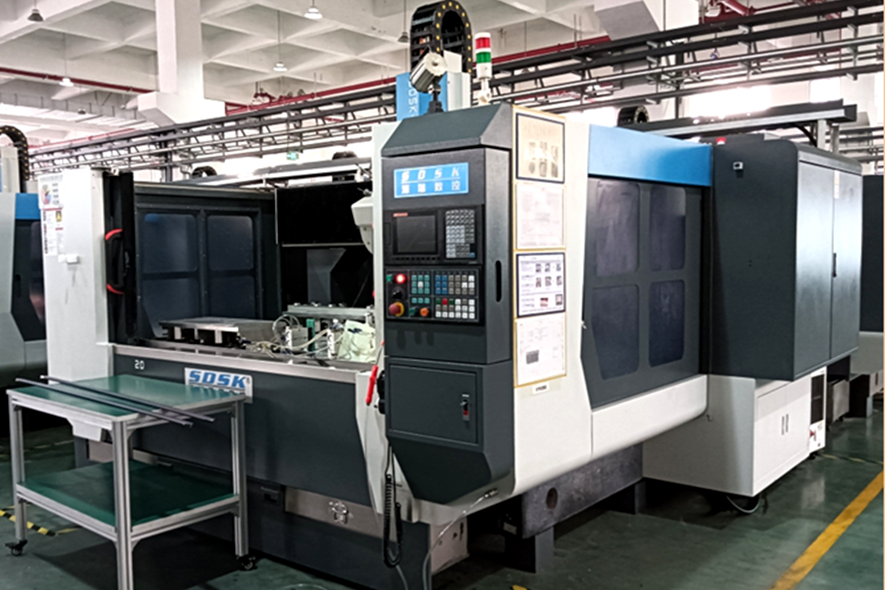 5軸伺服翻轉夾治具側孔或異形孔加工